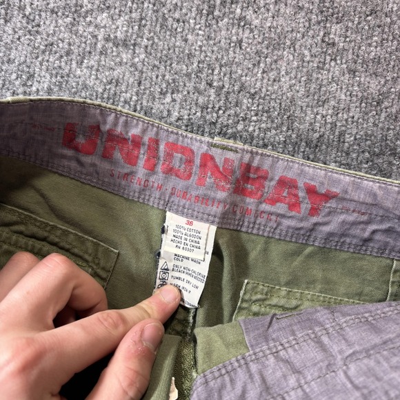 Unionbay Cargo Shorts Mens 36 Green Canvas Relaxed Fit 2 Pair Summer Casual - Picture 3 of 4